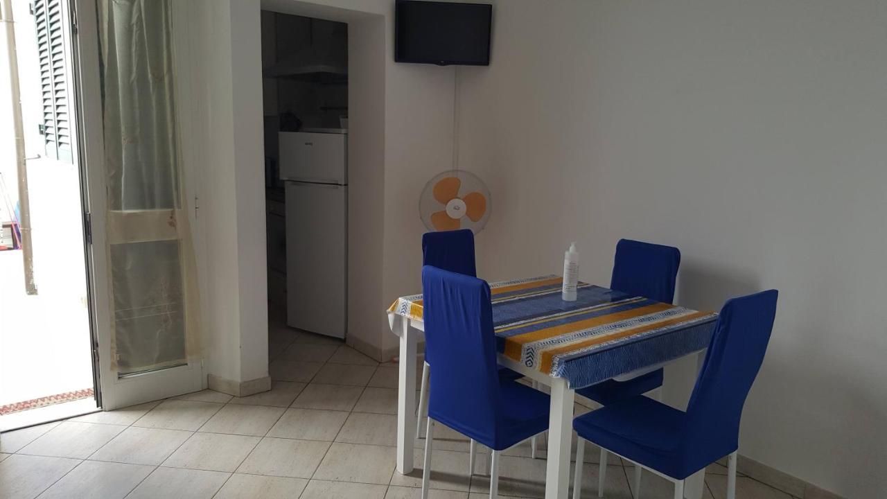 Ferienwohnung Il Gabbiano Viareggio Exterior foto
